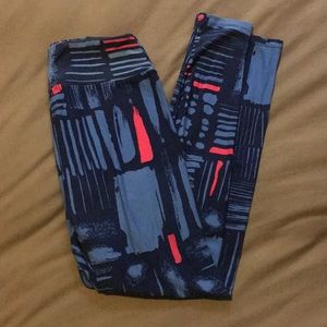 Blue and pink tribal leggings!